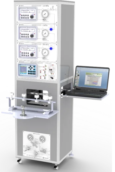 Стенд для лабораторий с ограниченными площадями