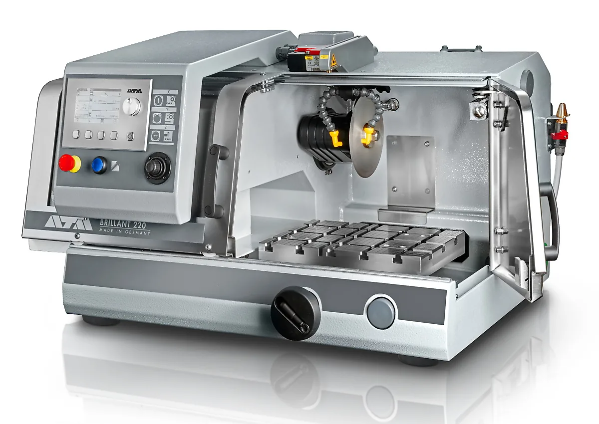 Отрезной станок QATM BRILLANT 220
